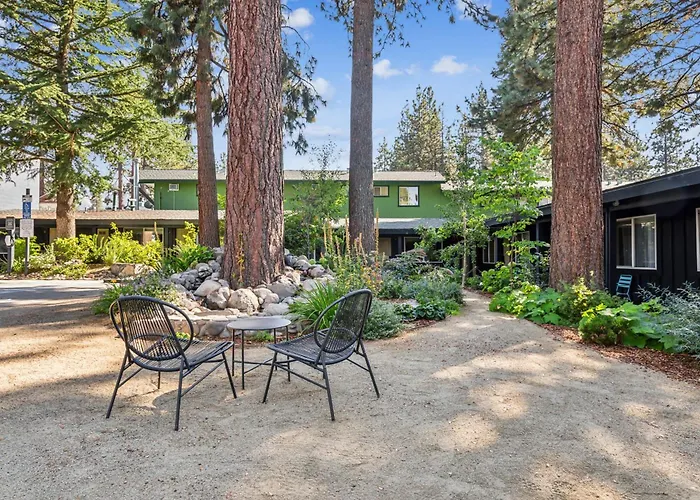 South Lake Chalet-Boutique Suite-Minutes To Heavenly & Lake Tahoe